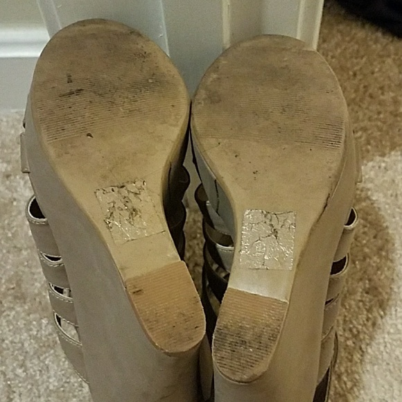 Tan wedge platforms - Picture 4 of 6